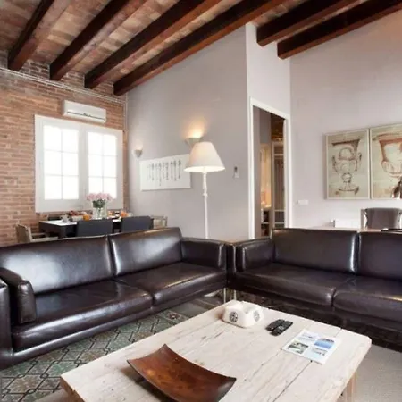 Apartment Nextdoor Miro
