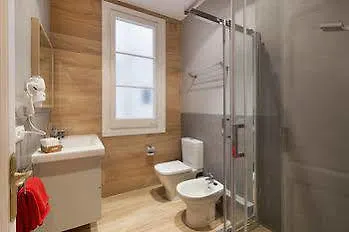 Nextdoor Miro Apartment *