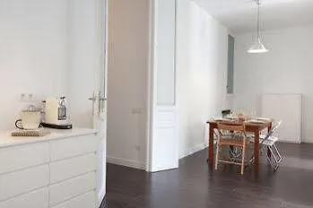 Apartment Nextdoor Miro *