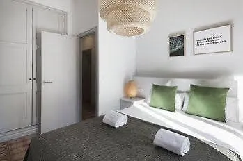 Nextdoor Miro Barcelona